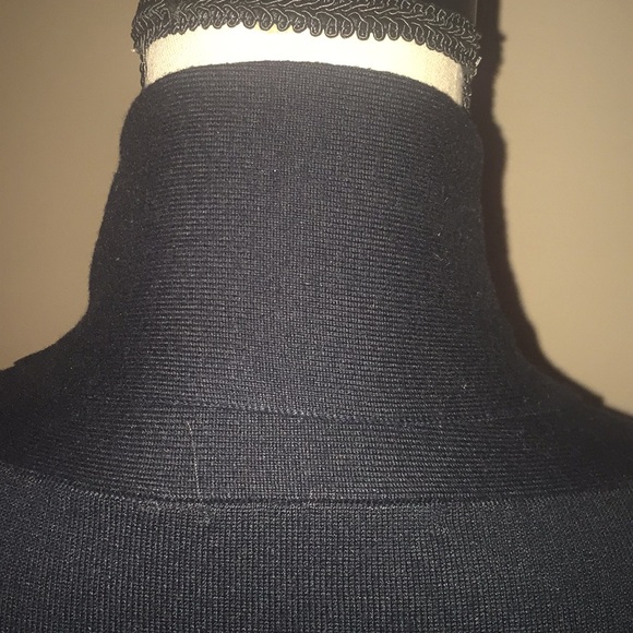 Guess Cardigan Sweater - Picture 3 of 7